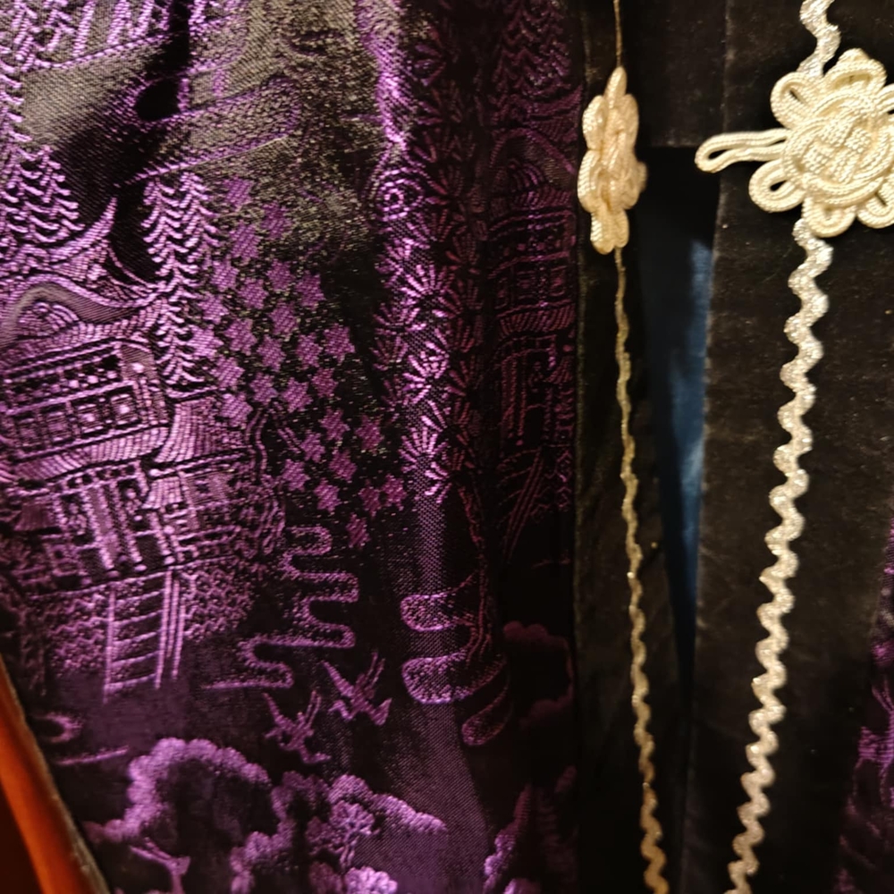 70's Kimono Royal Purple Embroidered Flowers Medium - Picture 9 of 16